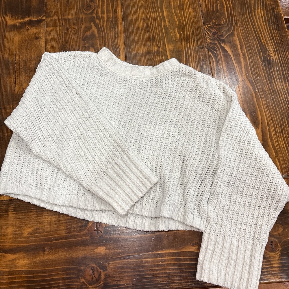 Arizona Jean Company Cream Crew Neck Sweater